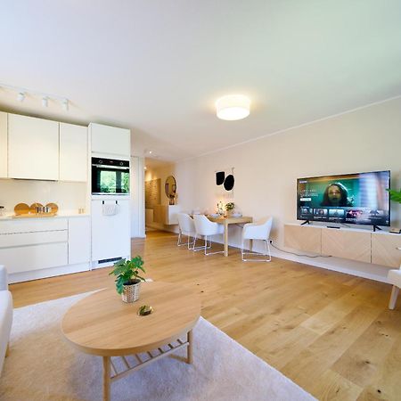 شقة Edler Wohnraum Schwanenteich-Oase Mit Balkon, Kaffeevollautomat, Lift & Parkplatz اتسوكو المظهر الخارجي الصورة