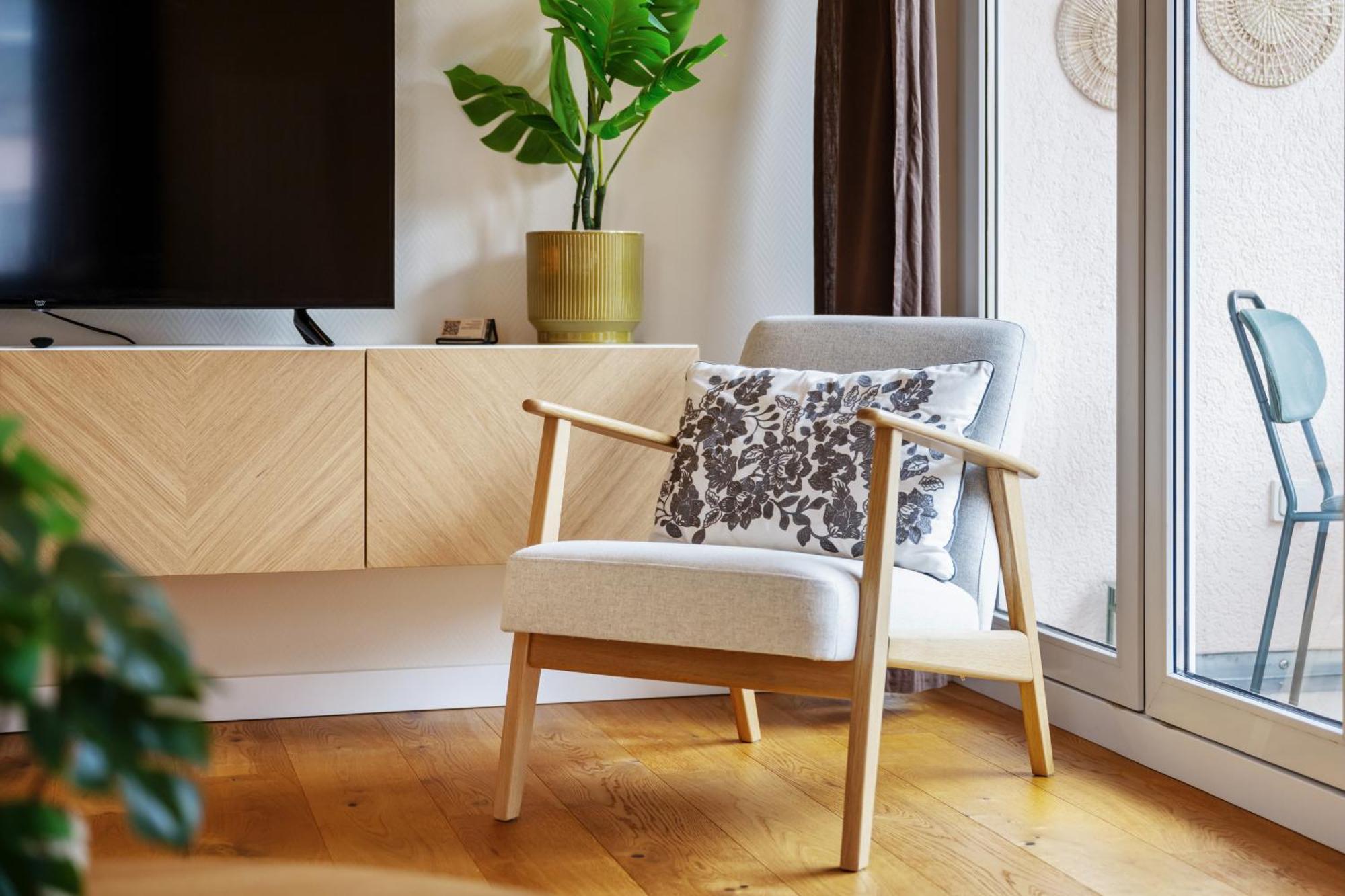 شقة Edler Wohnraum Schwanenteich-Oase Mit Balkon, Kaffeevollautomat, Lift & Parkplatz اتسوكو المظهر الخارجي الصورة
